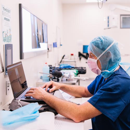 Dr Hellman, ACL reconstructive surgeon